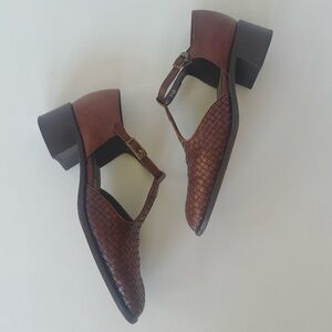 Vintage Cole Haan T Strap Fisherman Heeled Sandals F7061